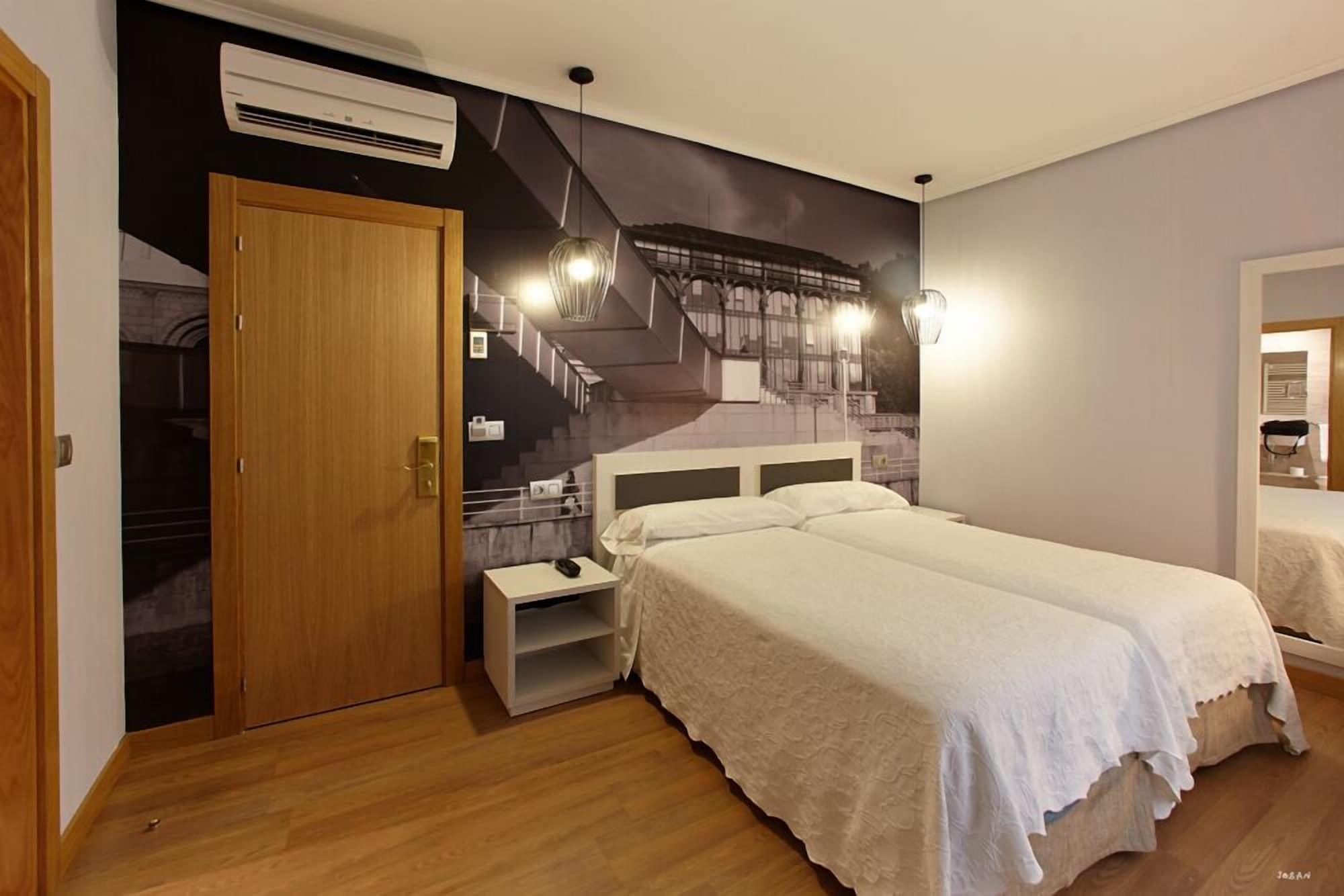 Hotel Sirimiri Bilbao Eksteriør billede