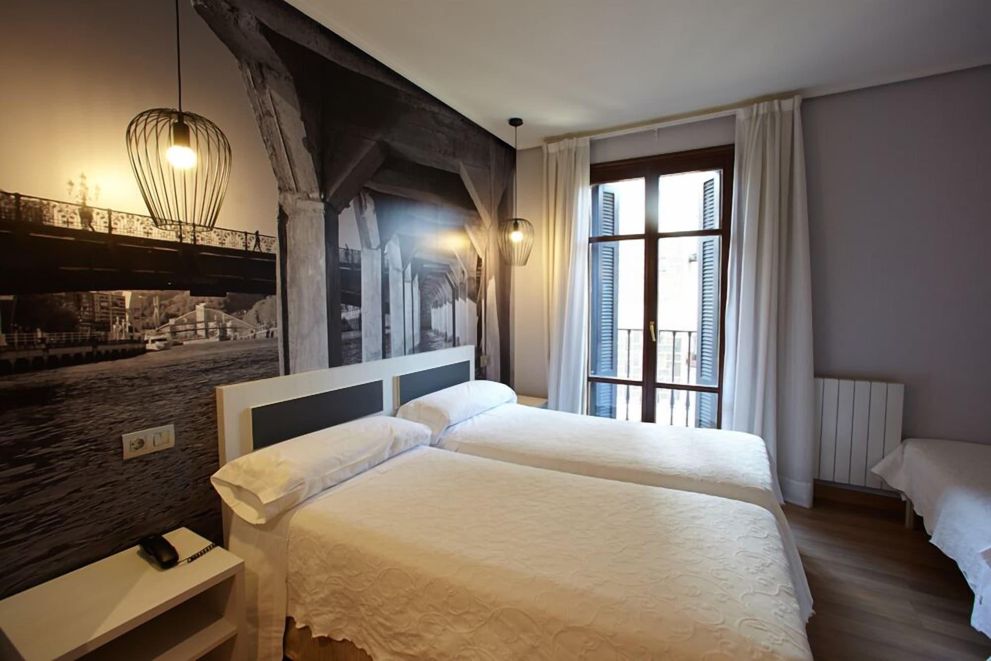 Hotel Sirimiri Bilbao Eksteriør billede
