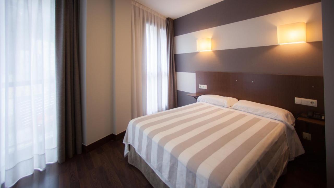 Hotel Sirimiri Bilbao Eksteriør billede